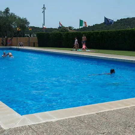 Camping Relax Ge Montrás