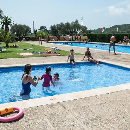 Camping Relax Ge Montrás